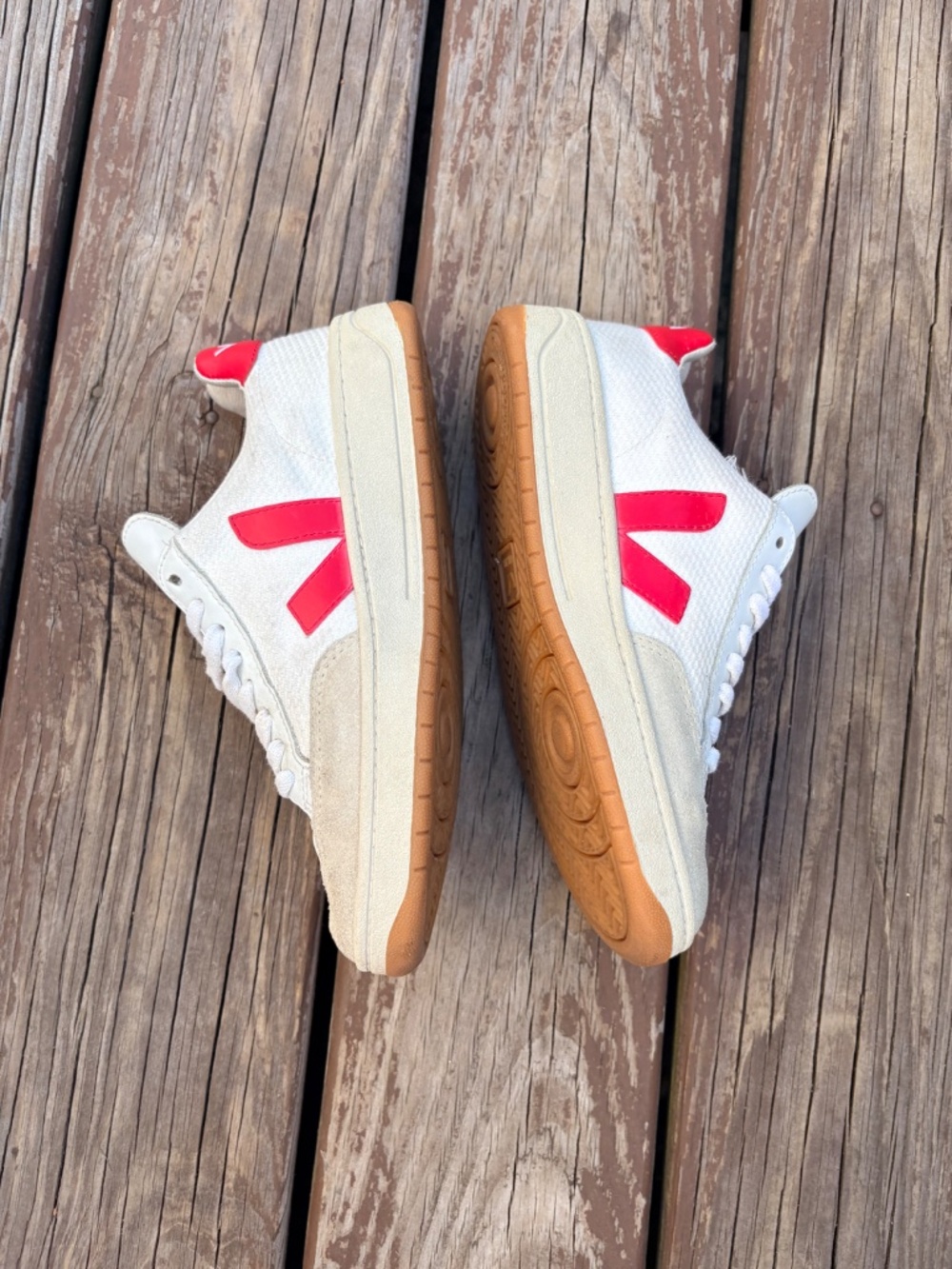 Veja V-12 Sneakers – White w/ Pink Logo & Gum Sole (Women’s 5) - Picture 4 of 8